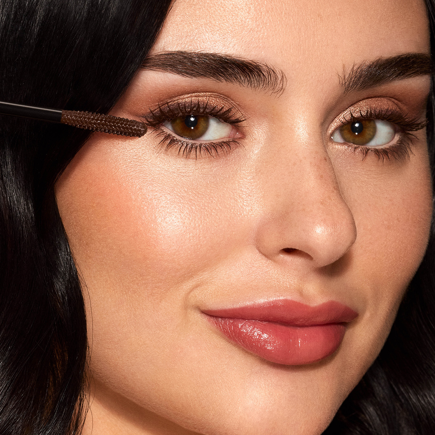 TRIPLE THREAT MASCARA BY ICONIC LONDON (MÁSCARA PARA PESTAÑAS)